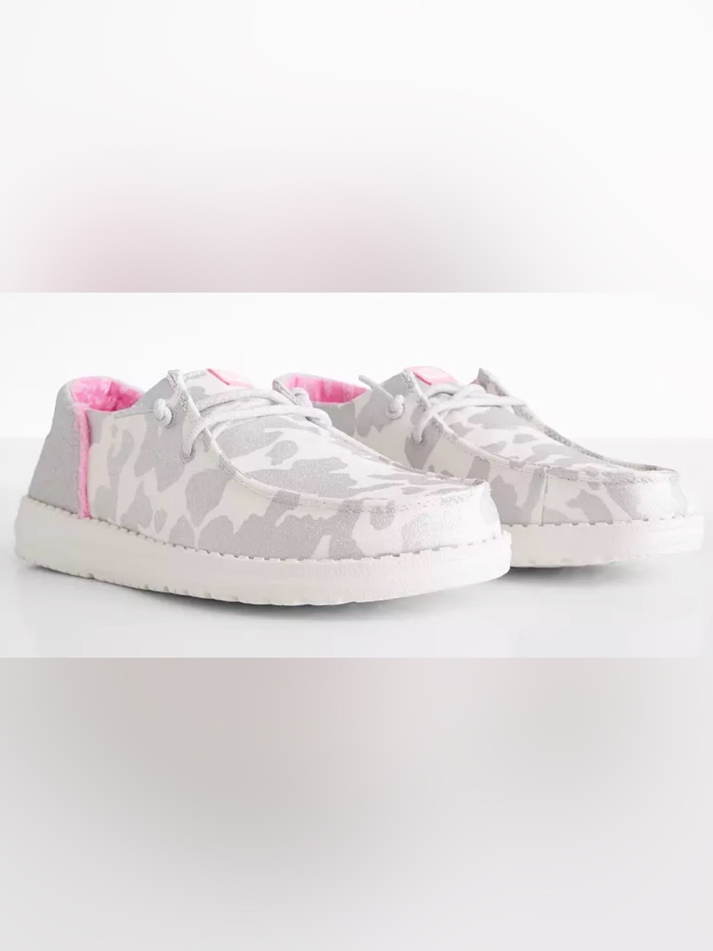 HEY DUDE Wendy Funk Cow Sparkle shoes Size 7 NEW